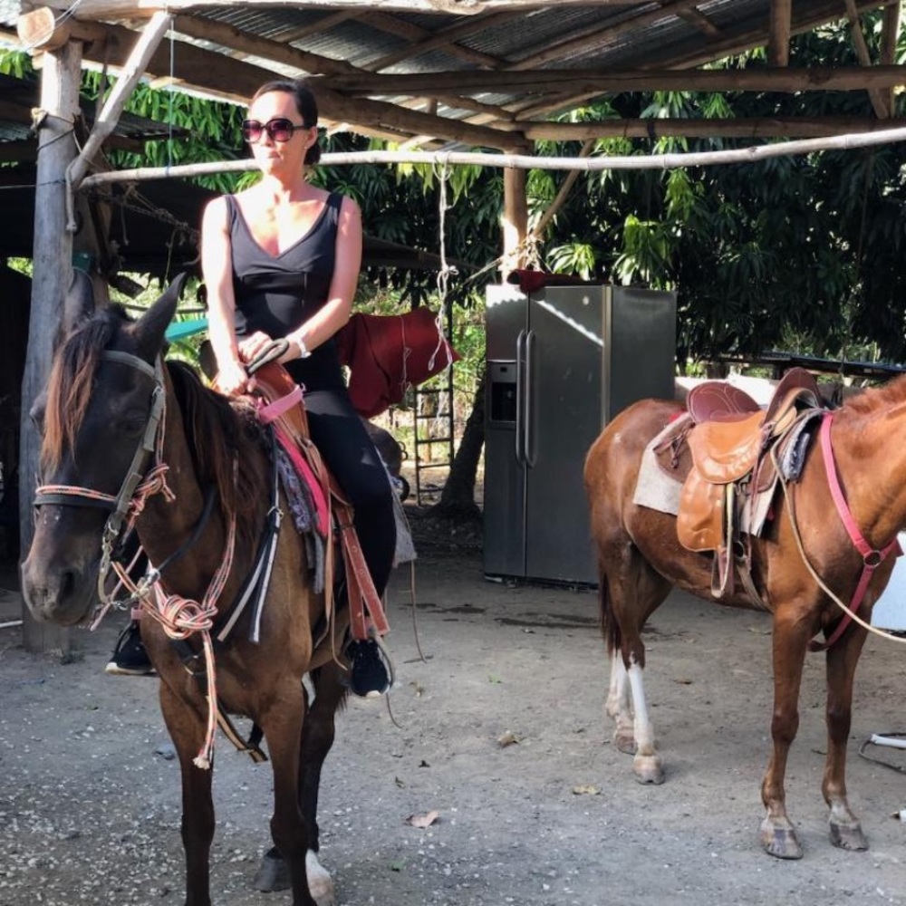 Meet your Posher, Tiffany